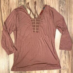 Red by BKE Mauve strappy top size L